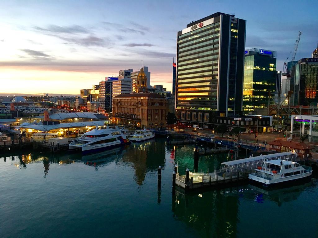 Princes Wharf Waterfront - Comfortable Luxury โอ๊คแลนด์ ภายนอก รูปภาพ
